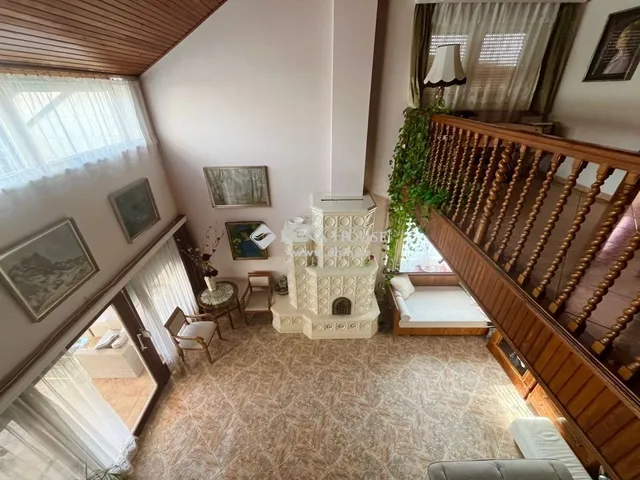 Eladó ház Székesfehérvár, Öreghegy 188 nm