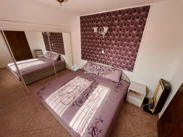 Eladó ház Székesfehérvár, Öreghegy 188 nm