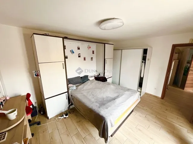 Eladó ház Veszprém 260 nm