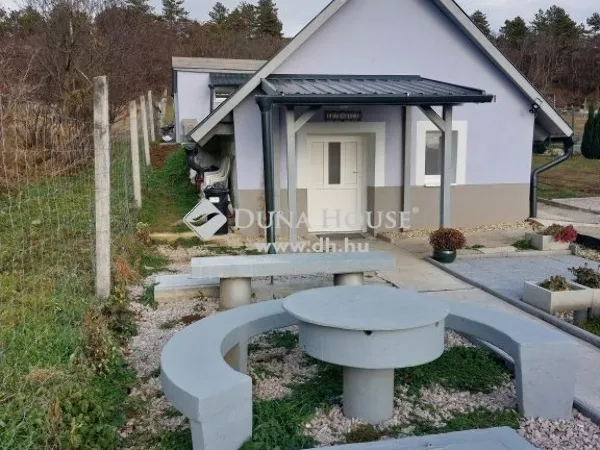 Eladó üdülő és hétvégi ház Iszkaszentgyörgy 31 nm