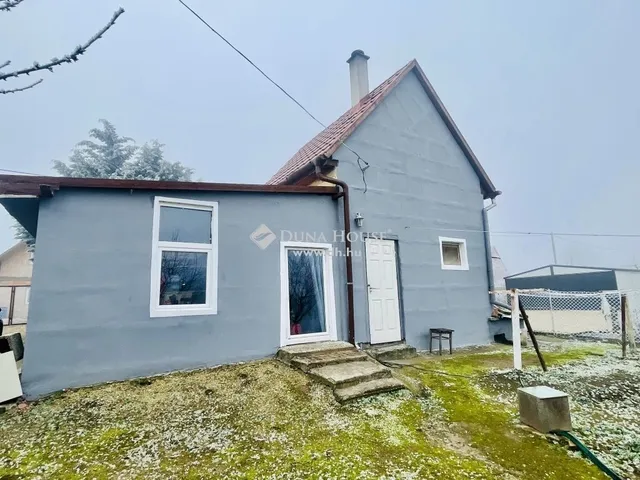 Eladó ház Szabadbattyán 65 nm