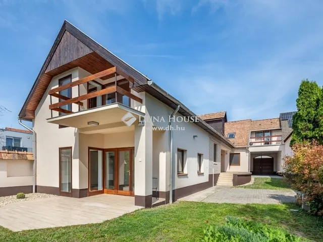 Eladó ház Székesfehérvár, Belváros 265 nm
