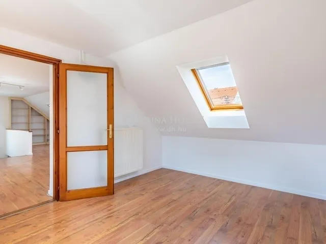 Eladó ház Székesfehérvár, Belváros 265 nm