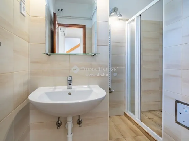 Eladó ház Székesfehérvár, Belváros 265 nm