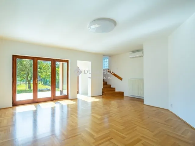 Eladó ház Székesfehérvár, Belváros 265 nm