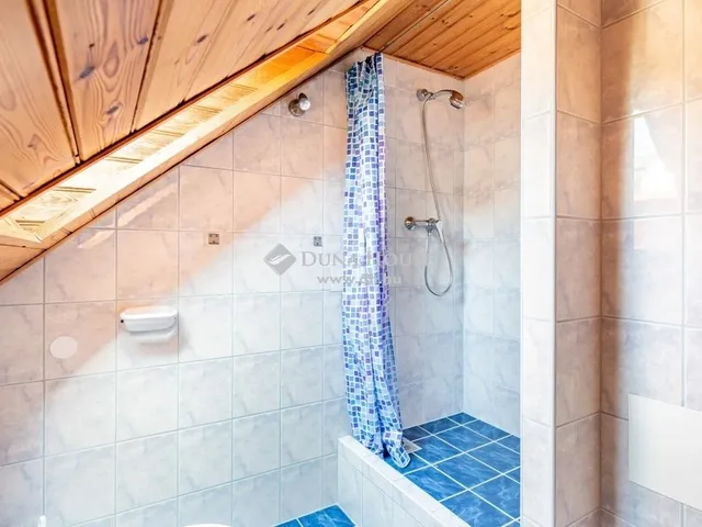 Eladó ház Székesfehérvár, Belváros 265 nm