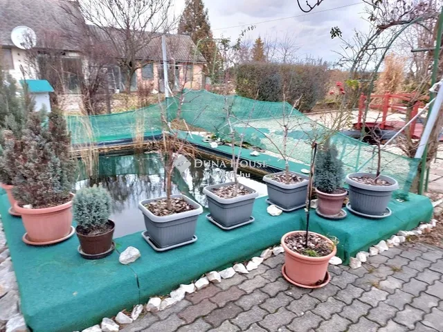 Eladó ház Nagyvenyim 200 nm