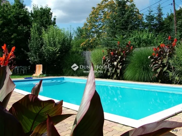 Eladó ház Dunaújváros 160 nm