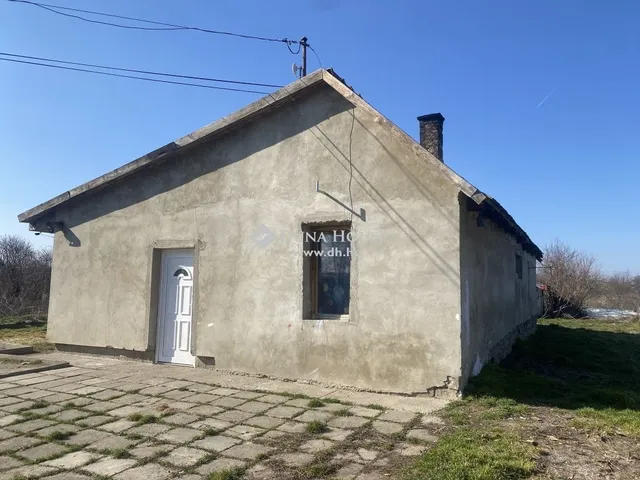 Eladó ház Kisláng 70 nm