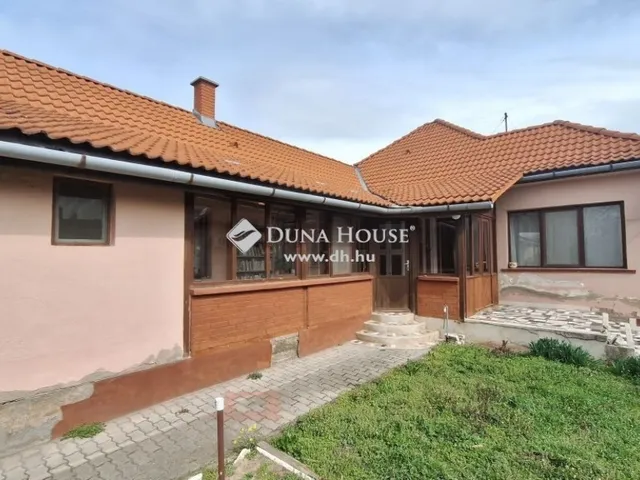 Eladó ház Sárbogárd 110 nm