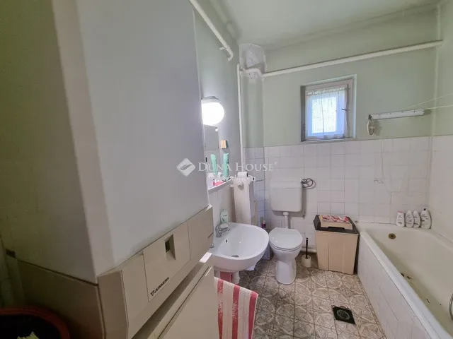 Eladó ház Velence 140 nm