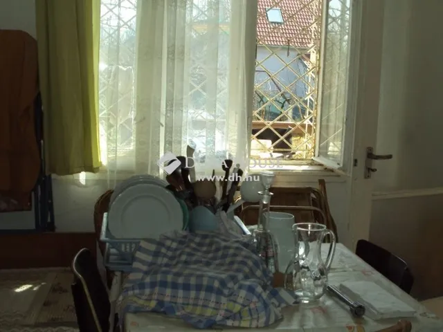 Eladó ház Székesfehérvár 18 nm