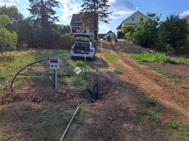 Eladó telek Székesfehérvár, Öreghegy 700 nm