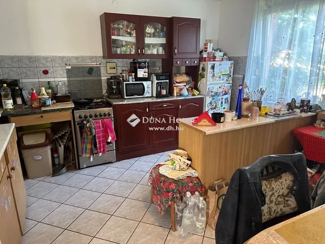 Eladó ház Berhida 186 nm