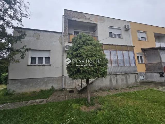 Eladó lakás Polgárdi 125 nm