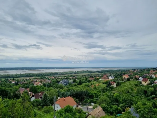 Eladó üdülő és hétvégi ház Velence 82 nm