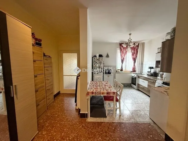 Eladó lakás Székesfehérvár, Öreghegy 129 nm