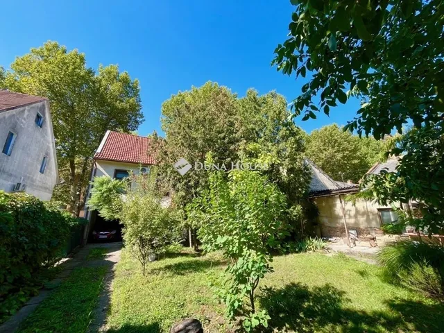 Eladó ház Székesfehérvár, Belváros 155 nm