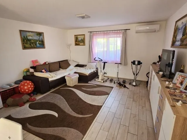 Eladó ház Pusztaszabolcs 78 nm