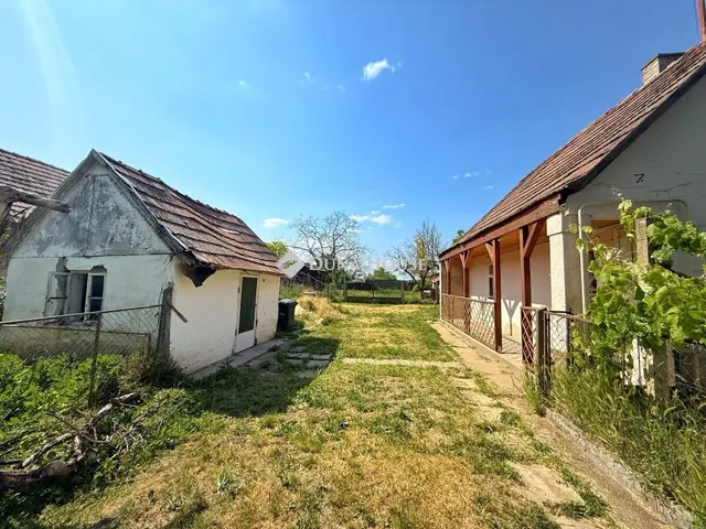Eladó ház Kisláng 50 nm