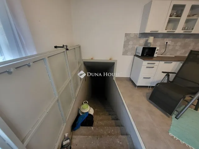 Eladó ház Enying 50 nm