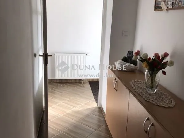 Eladó ház Kisbér 210 nm