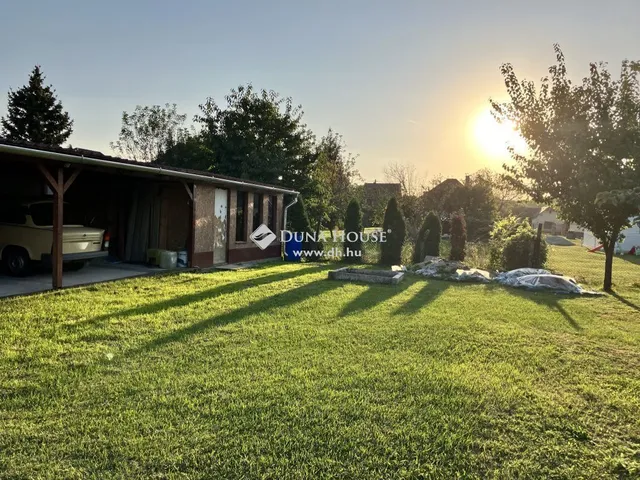 Eladó ház Kisbér 210 nm