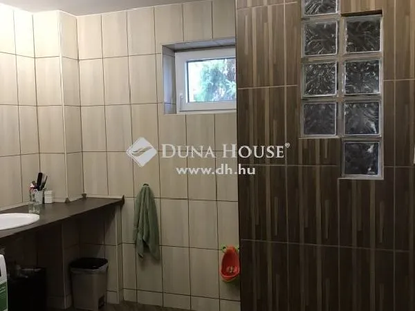 Eladó ház Kisbér 210 nm