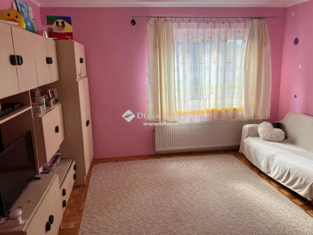 Eladó ház Kisbér 210 nm