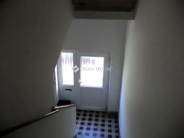 Eladó lakás Székesfehérvár 28 nm