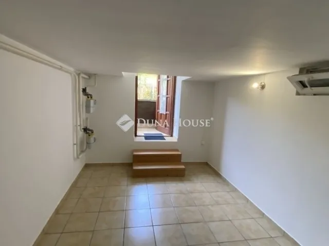 Eladó lakás Székesfehérvár 85 nm