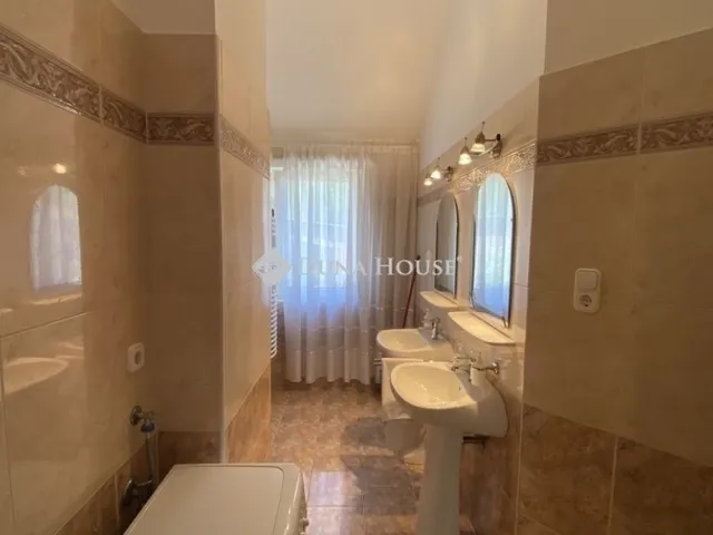 Eladó lakás Székesfehérvár 85 nm