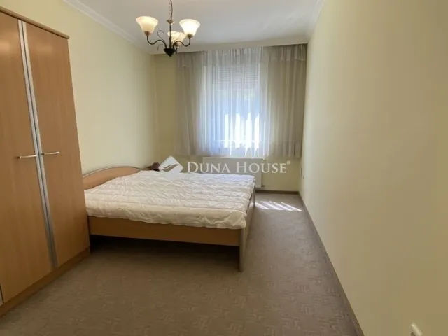 Eladó lakás Székesfehérvár 85 nm