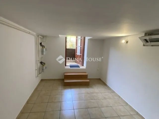 Eladó lakás Székesfehérvár 85 nm