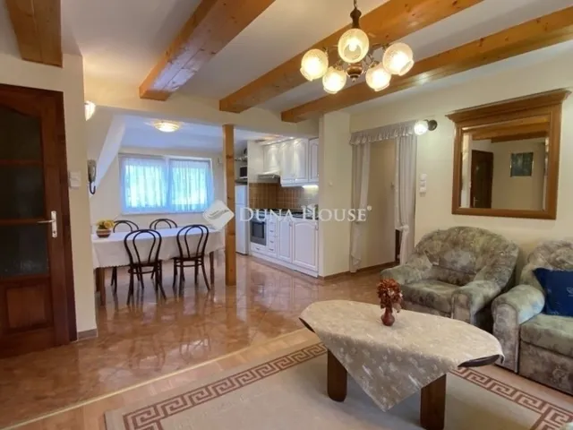 Eladó lakás Székesfehérvár 78 nm