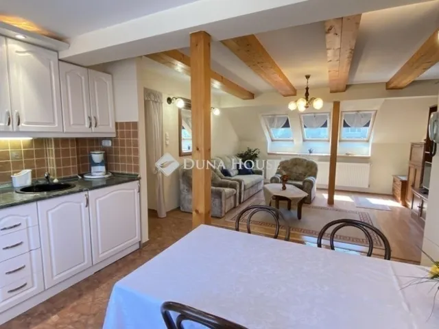 Eladó lakás Székesfehérvár 78 nm