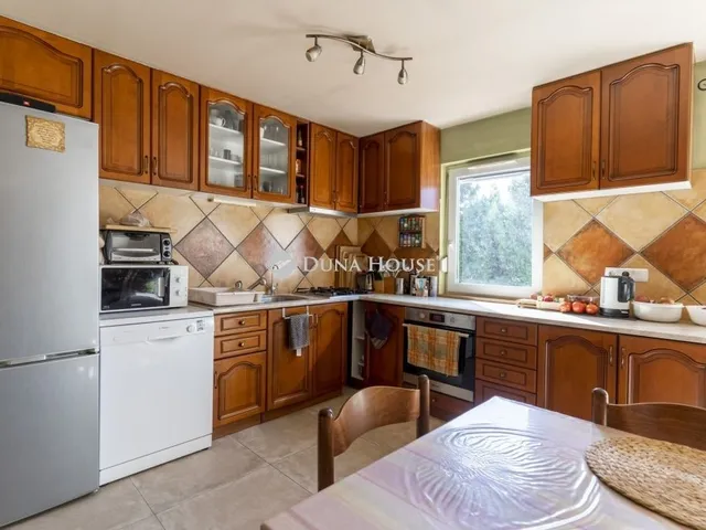 Eladó ház Úrhida 176 nm