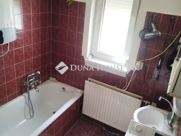 Eladó ház Velence 150 nm