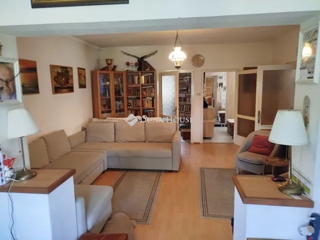 Eladó ház Velence 150 nm