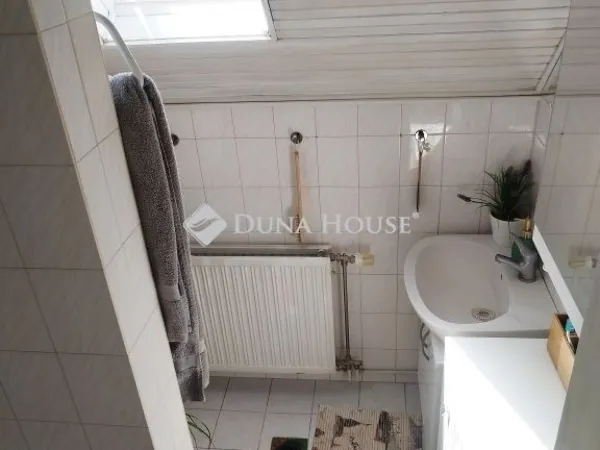 Eladó ház Velence 150 nm