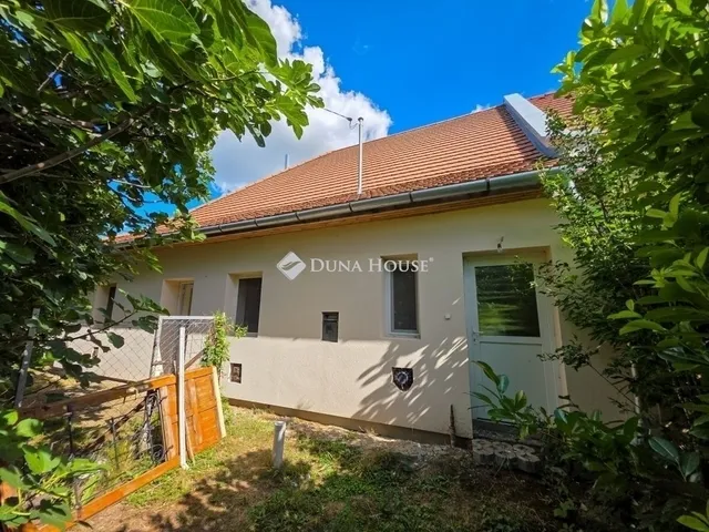 Eladó ház Velence 76 nm