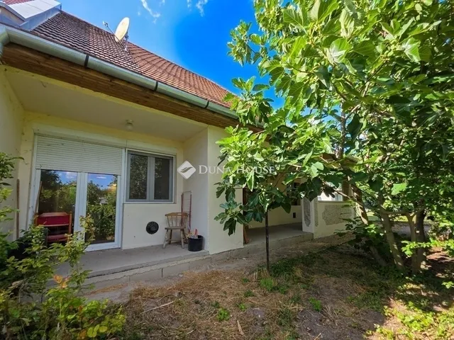 Eladó ház Velence 76 nm