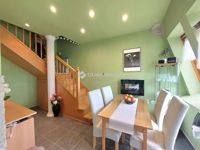 Eladó lakás Székesfehérvár 108 nm