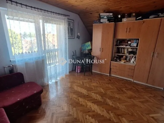 Eladó ház Székesfehérvár 220 nm