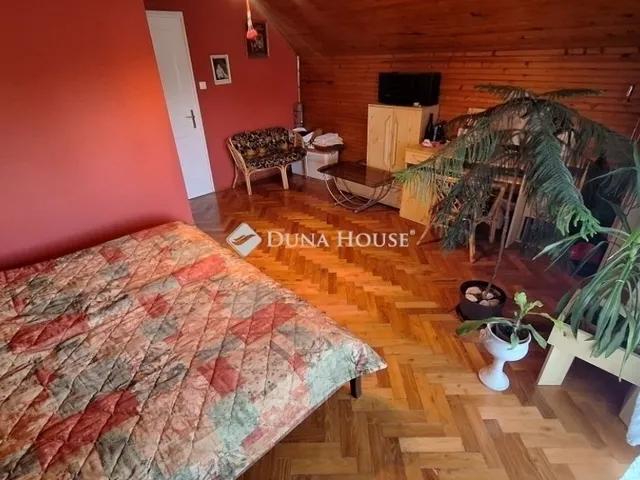 Eladó ház Székesfehérvár 220 nm