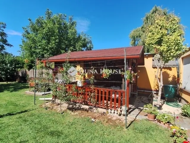 Eladó ház Székesfehérvár 220 nm