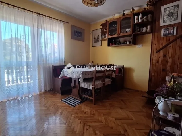 Eladó ház Székesfehérvár 220 nm