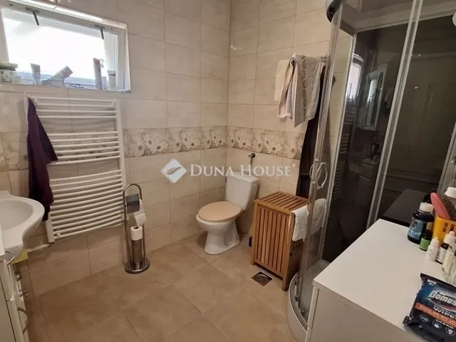 Eladó ház Székesfehérvár 220 nm