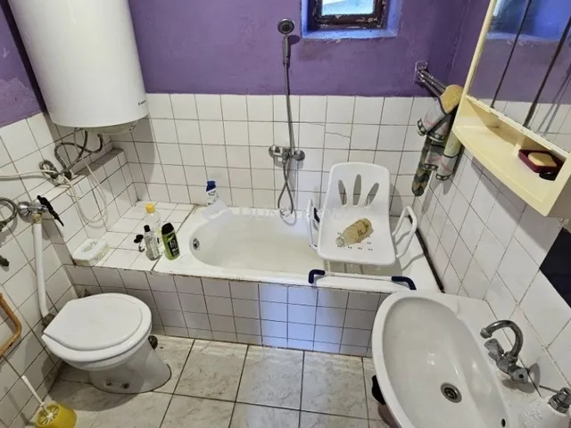 Eladó ház Szabadbattyán 75 nm