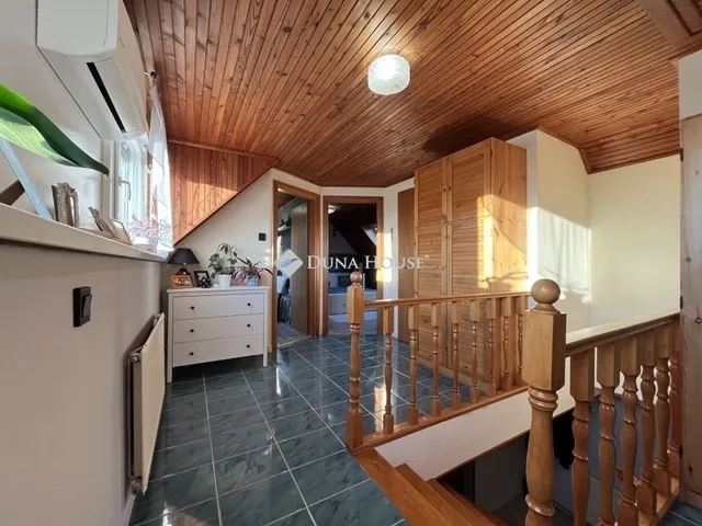 Eladó ház Balatonfűzfő 162 nm